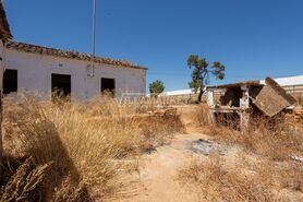 Quinta T4 - Moncarapacho, Olh�o, Faro (Algarve) - Miniatura: 35/40