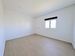 Apartamento T3 - No Definido, No Definido, No Definido - Miniatura: 19/37
