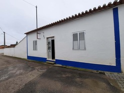 Moradia T3 - Vila Nova de So Bento, Serpa, Beja