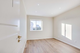 Apartamento T3 - N�o Definido, N�o Definido, N�o Definido - Miniatura: 16/23