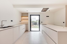 Moradia T5 - N�o Definido, N�o Definido, N�o Definido - Miniatura: 9/33