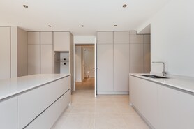 Moradia T5 - N�o Definido, N�o Definido, N�o Definido - Miniatura: 11/33