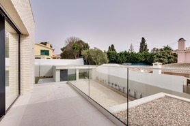 Moradia T5 - N�o Definido, N�o Definido, N�o Definido - Miniatura: 31/33