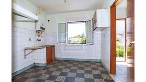 Moradia T6 - S, Bragana, Bragana - Miniatura: 24/24