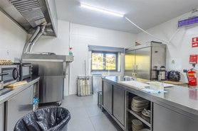 Loja T0 - Nevogilde, Lousada, Porto - Miniatura: 14/16