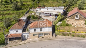 Moradia T3 - Raiva, Castelo de Paiva, Aveiro - Miniatura: 1/24