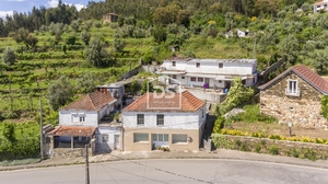 Moradia T3 - Raiva, Castelo de Paiva, Aveiro - Miniatura: 15/24