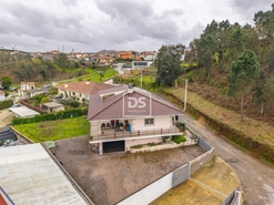 Moradia T3 - S�o Martinho de Sardoura, Castelo de Paiva, Aveiro - Miniatura: 3/24