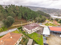 Moradia T3 - S�o Martinho de Sardoura, Castelo de Paiva, Aveiro - Miniatura: 4/24