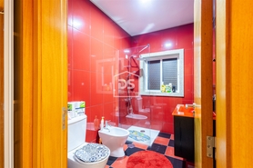 Moradia T3 - S�o Martinho de Sardoura, Castelo de Paiva, Aveiro - Miniatura: 18/24