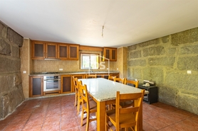 Moradia T3 - Vila Boa do Bispo, Marco de Canaveses, Porto - Miniatura: 30/35