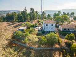 Moradia T4 - Santa Maria de Sardoura, Castelo de Paiva, Aveiro - Miniatura: 2/22