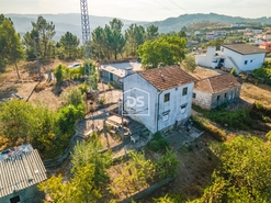 Moradia T4 - Santa Maria de Sardoura, Castelo de Paiva, Aveiro - Miniatura: 3/22