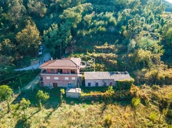 Moradia > T6 - Santa Maria de Sardoura, Castelo de Paiva, Aveiro - Miniatura: 1/24