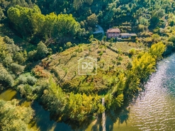 Moradia > T6 - Santa Maria de Sardoura, Castelo de Paiva, Aveiro - Miniatura: 16/24