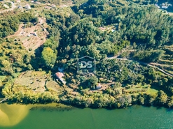 Moradia > T6 - Santa Maria de Sardoura, Castelo de Paiva, Aveiro - Miniatura: 23/24