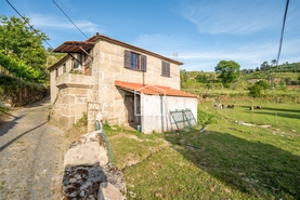 Moradia T3 - Ferreiros de Tendais, Cinfes, Viseu - Miniatura: 14/24