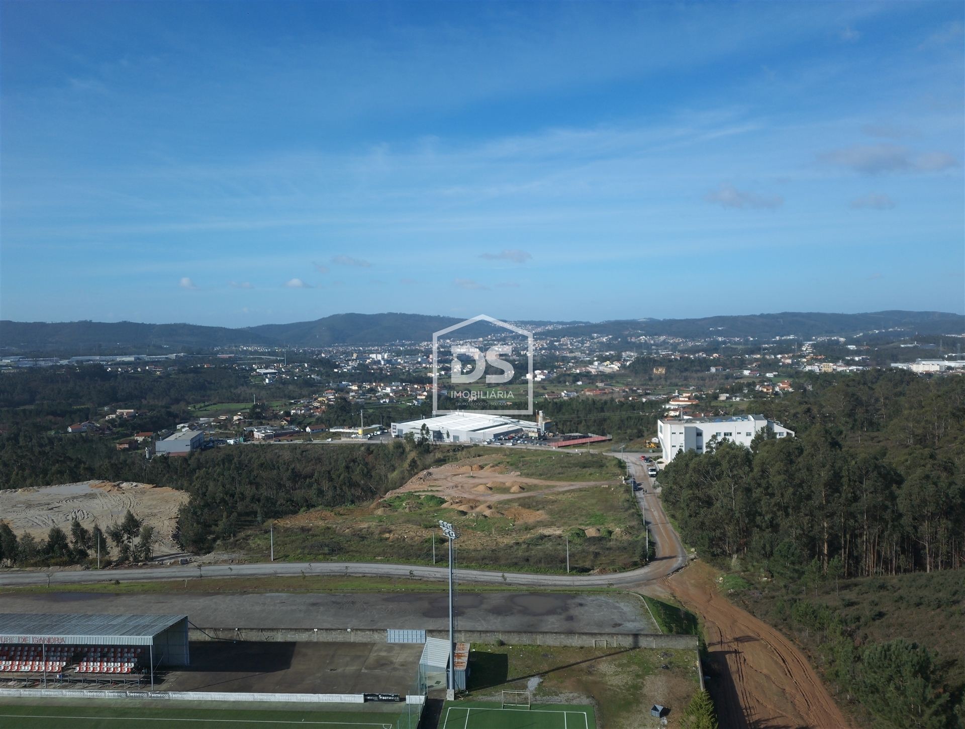 Moradia T2 - Real, Castelo de Paiva, Aveiro - Miniatura: 19/24