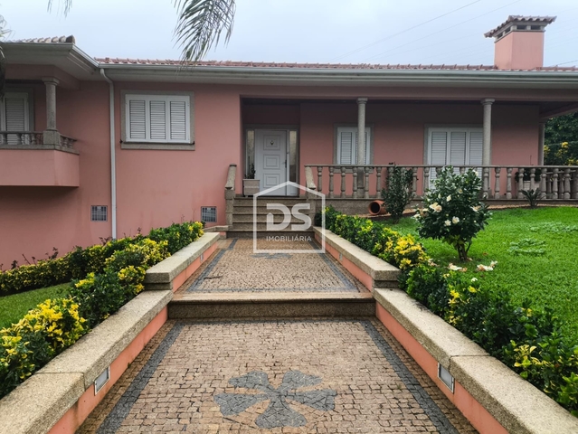 Moradia T3 - S�o Tom� Negrelos, Santo Tirso, Porto - Imagem grande