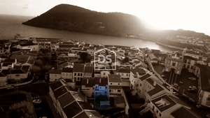 Moradia T4 - Angra do Heroismo, Angra do Heroismo, Ilha Terceira - Miniatura: 1/24
