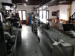 Bar/Restaurante T4 - Velas, Velas, Ilha de S. Jorge - Miniatura: 18/24