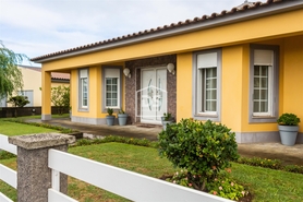 Moradia T4 - Vila Nova, Praia da Vit�ria, Ilha Terceira - Miniatura: 19/24