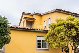 Moradia T4 - Vila Nova, Praia da Vit�ria, Ilha Terceira - Miniatura: 21/24