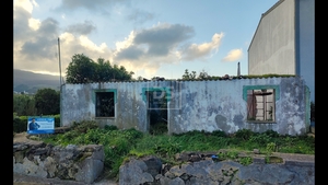 Moradia T1 - Vila Nova, Praia da Vit�ria, Ilha Terceira - Miniatura: 24/24