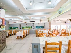 Loja T0 - Quarteira, Loul, Faro (Algarve) - Miniatura: 1/10