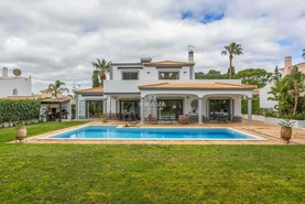 Moradia T4 - Quarteira, Loul�, Faro (Algarve) - Miniatura: 44/54