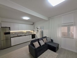 Apartamento T2 - Faro, Faro, Faro (Algarve) - Miniatura: 1/11