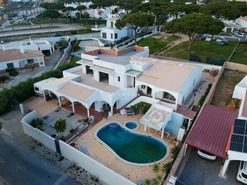 Moradia T4 - Quarteira, Loul, Faro (Algarve)
