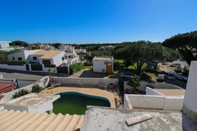 Moradia T4 - Quarteira, Loul, Faro (Algarve) - Miniatura: 9/39