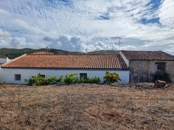 Moradia T4 - Alte, Loul, Faro (Algarve) - Miniatura: 1/40