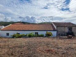 Moradia T4 - Alte, Loul, Faro (Algarve) - Miniatura: 31/40