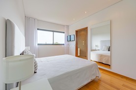 Apartamento T3 - Quarteira, Loul�, Faro (Algarve) - Miniatura: 27/34