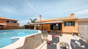 Moradia T4 - Algoz, Silves, Faro (Algarve) - Miniatura: 8/36