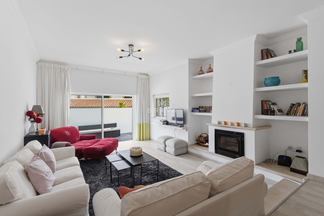 Moradia T4 - Quarteira, Loul�, Faro (Algarve) - Imagem grande