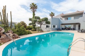 Moradia T5 - N�o Definido, N�o Definido, N�o Definido