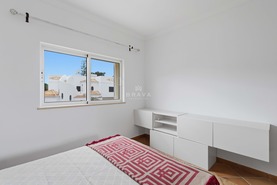 Moradia T4 - Quarteira, Loul�, Faro (Algarve) - Miniatura: 25/44