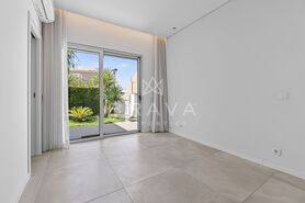Moradia T5 - Montenegro, Faro, Faro (Algarve) - Miniatura: 24/68