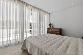 Moradia T5 - Montenegro, Faro, Faro (Algarve) - Miniatura: 53/68