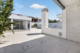 Moradia T5 - Montenegro, Faro, Faro (Algarve) - Miniatura: 66/68