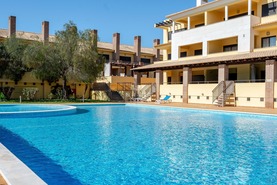 Moradia T3 - Quarteira, Loul�, Faro (Algarve)