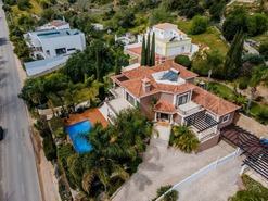 Moradia T4 - Santa B�rbara de Nexe, Loul�, Faro (Algarve)