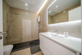 Moradia T3 - Quarteira, Loul�, Faro (Algarve) - Miniatura: 5/37