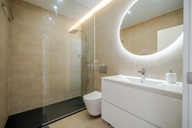 Moradia T3 - Quarteira, Loul�, Faro (Algarve) - Miniatura: 10/37