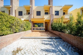 Moradia T3 - Quarteira, Loul�, Faro (Algarve) - Miniatura: 36/37