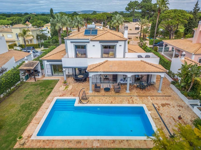 Moradia T4 - Quarteira, Loul�, Faro (Algarve) - Imagem grande