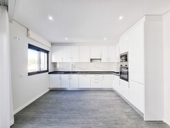 Apartamento T3 - Quelfes, Olho, Faro (Algarve) - Miniatura: 4/31